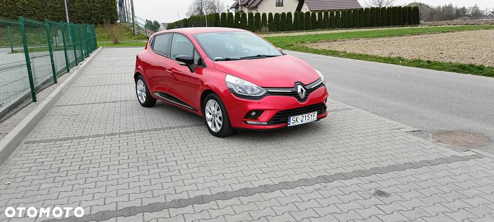 Renault Clio 1.2 16V Limited Plus - 3