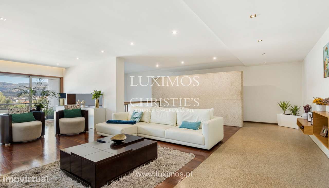 Moradia V4+1 com piscina e jardim, para venda, em Guimarães - Grande imagem: 3/19