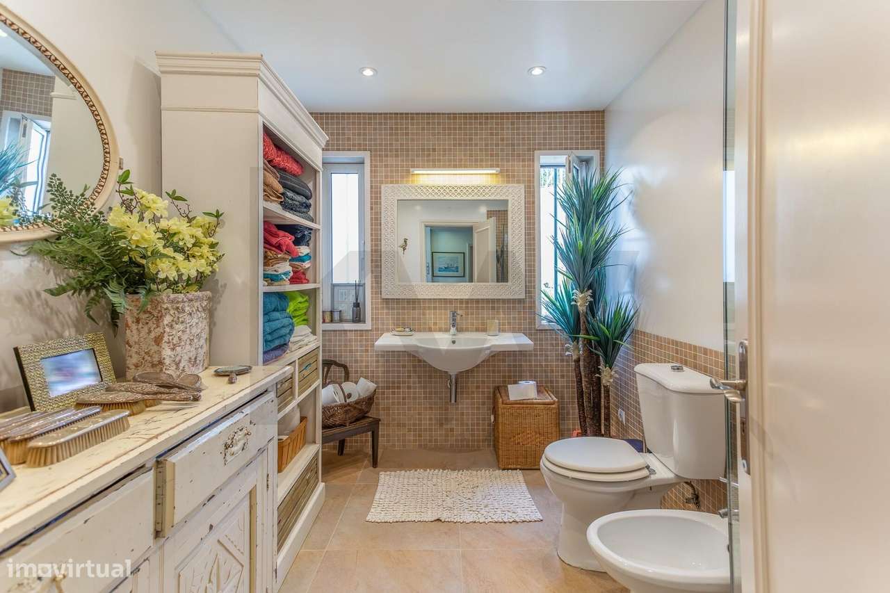 Moradia de Luxo T3 + 1 com Piscina e Jardim Privado em Alcabideche, Ca-46