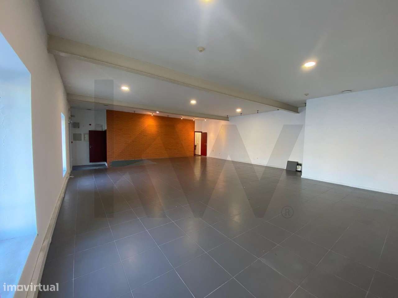 Escritório de 140 m2 para arrendamento em frente ao Rio Douro em Vila - Grande imagem: 5/33