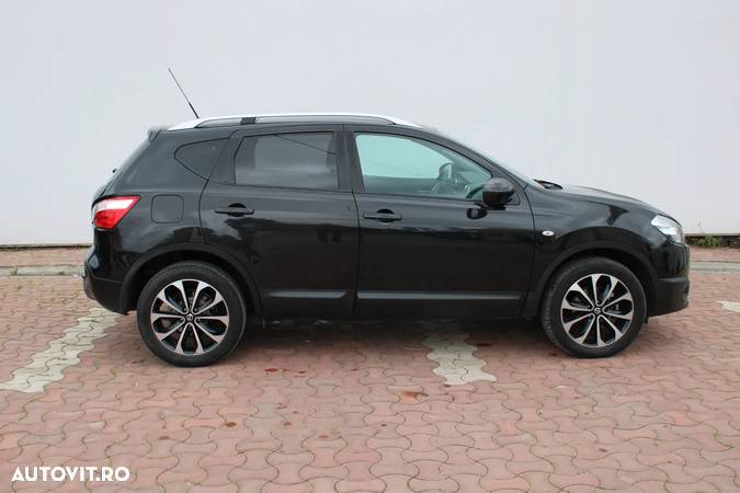 Nissan Qashqai 2.0 dCi DPF 4x4 Aut tekna - 7