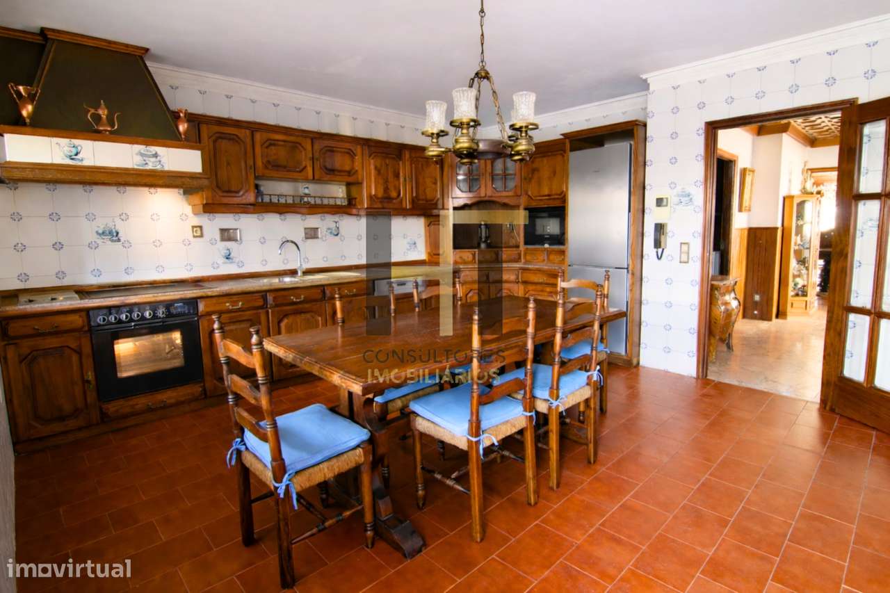 Moradia T4 de 3 Frentes no Centro de Ermesinde com Certificação Ener - Grande imagem: 4/42