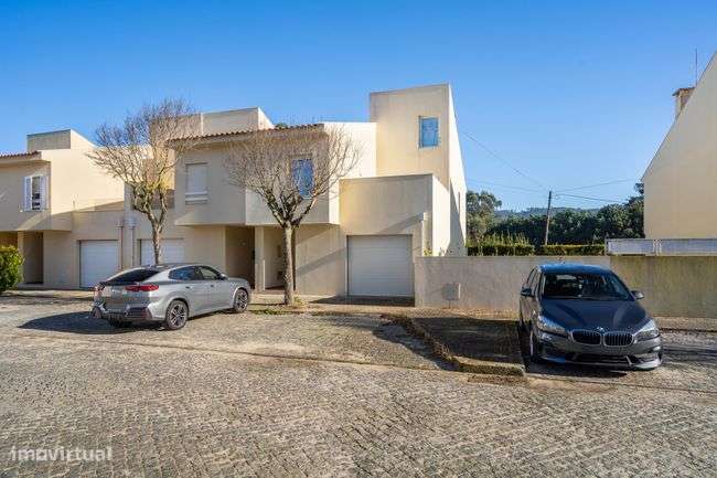 Moradia T3 de Gaveto, Marinhas – 2ª Linha de Mar-7