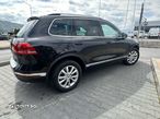 Volkswagen Touareg 3.0 V6 TDI BMT - 4