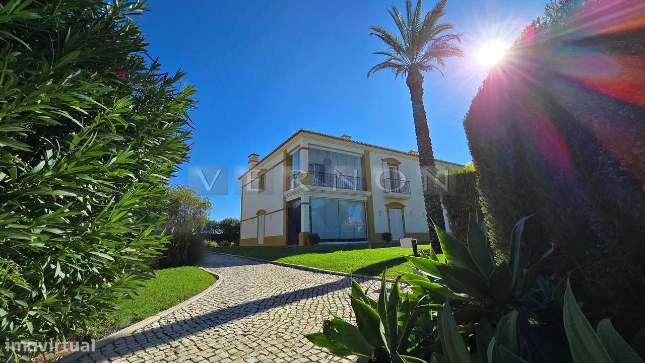 Apartamento de 2 quartos para venda no resort Gramacho Golf apenas a 1-26