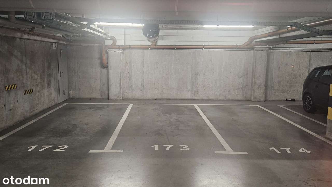 Podziemne miejsce parkingowe - Promenady Etap I