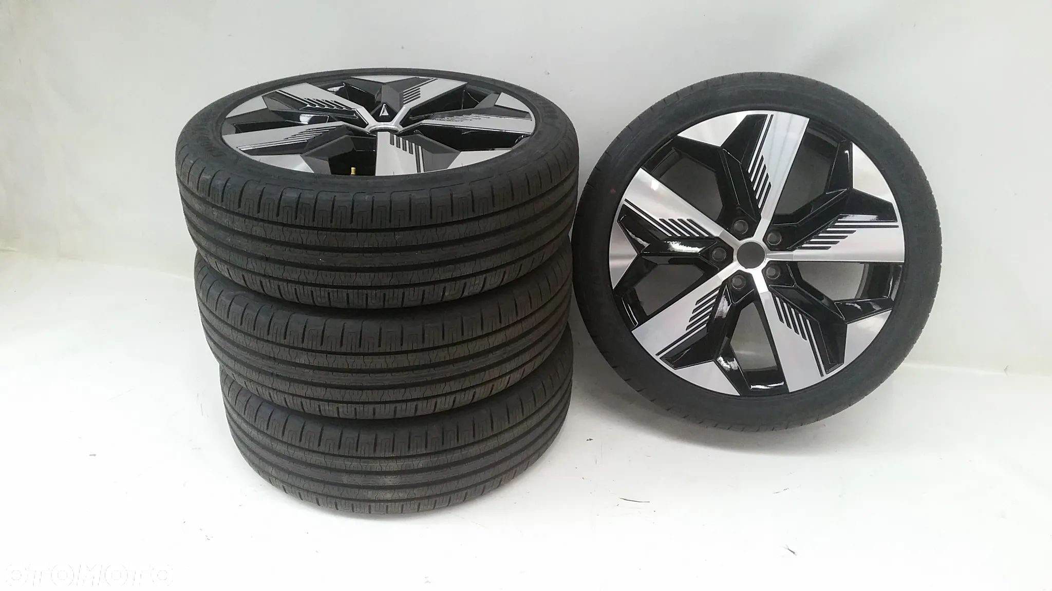 KOŁA 5X114.3 R20 RENAULT MEGANE E-TECH - 1