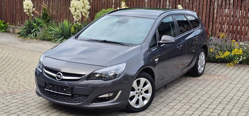 Opel Astra J (2009-2019) 1.4 Turbo Active 2013