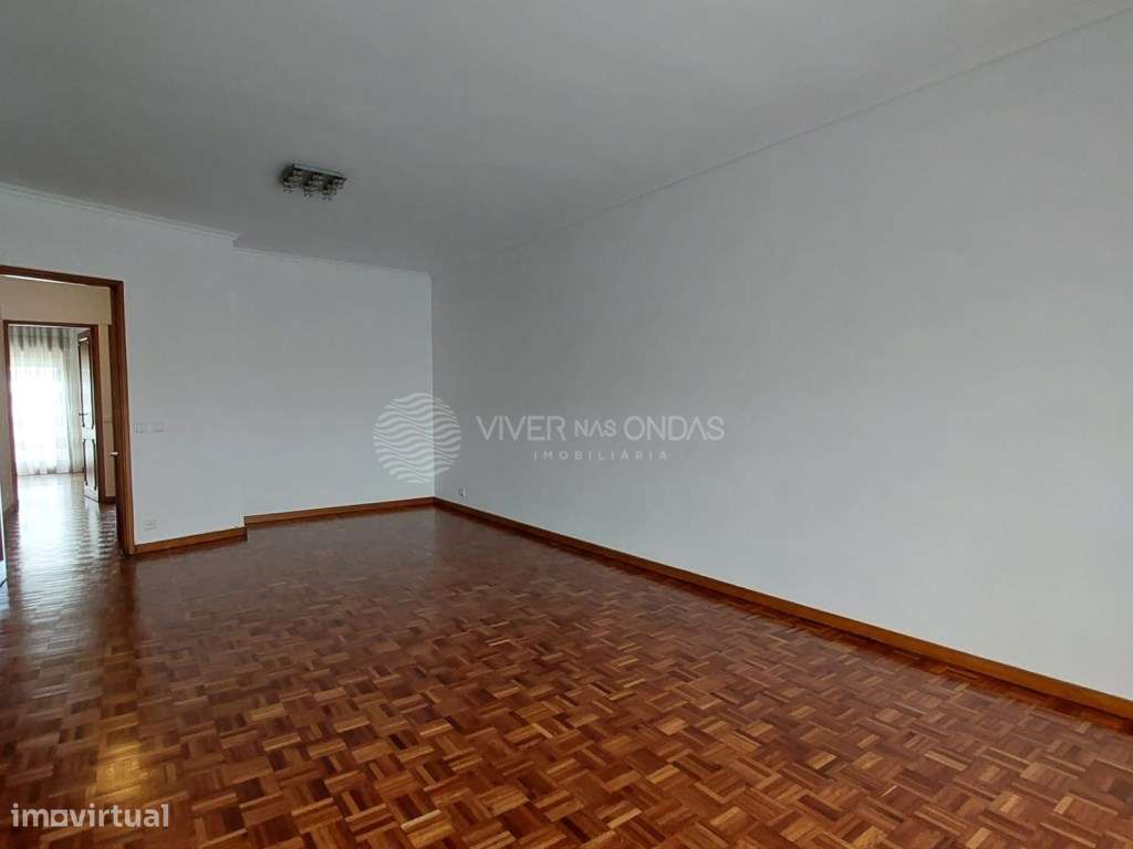 Apartamento T3 para arrendamento na Avenida da Liberdade - Grande imagem: 2/11