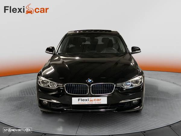 BMW 330 e iPerformance Line Luxury - 2