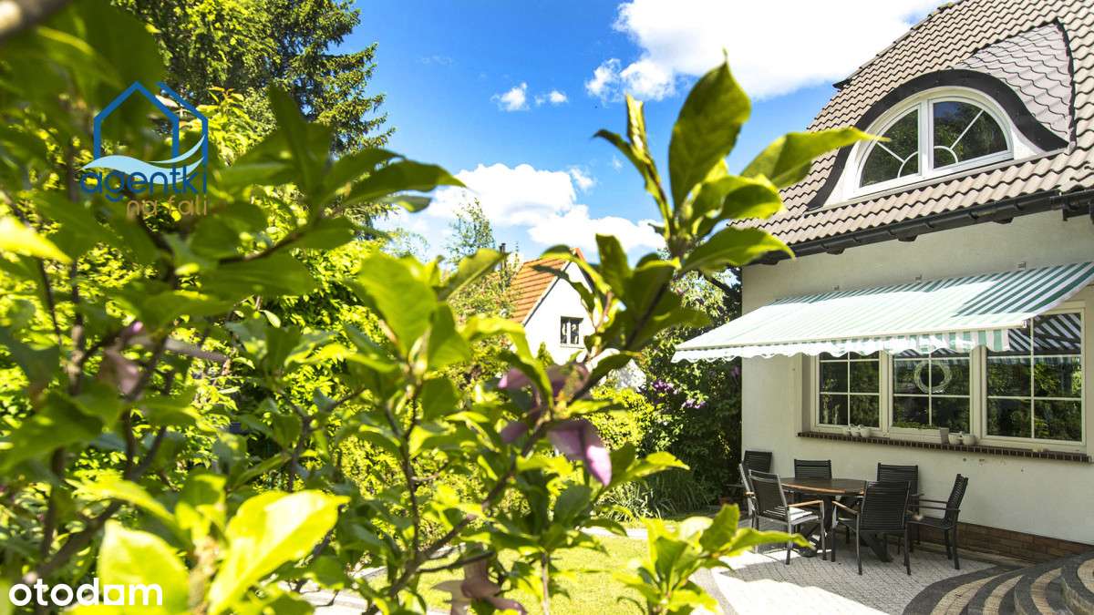 Willa z  budynkiem hostelowym w centrum Gdańska-1