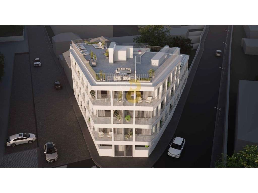 T3 em Matosinhos com 3 suites, varanda e box com cerca de 33m2-10