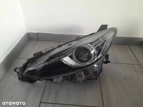 MAZDA 3 III 13-17 BI XENON BM LAMPA PRZEDNIA PRZÓD LEWA K2442 BHN3-51040 - 1