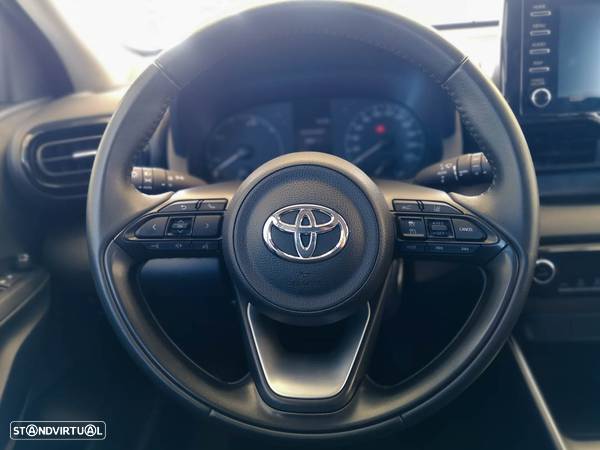 Toyota Yaris 1.5 HDF Comfort Plus - 26