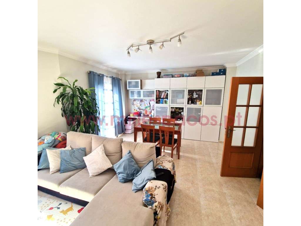 Apartamento T3 usado em Montijo e Afonsoeiro, com garagem e elevado...-8