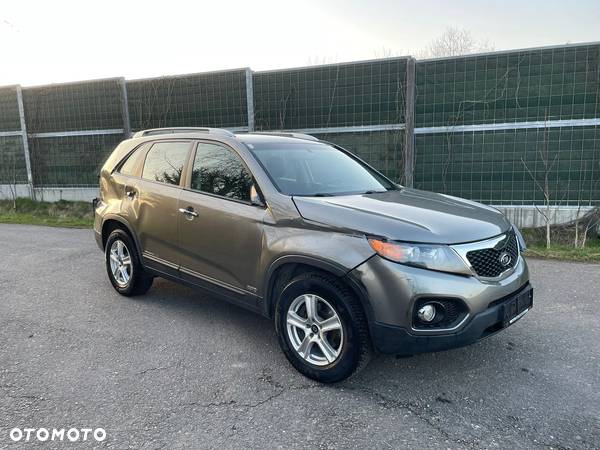 Kia Sorento 2.0 CRDI M - 2