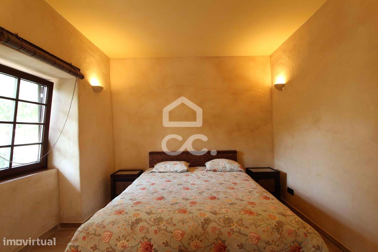 Onde a Vida Flui com Serenidade... Moradia T3 Renovada em Pêra com Vis-15