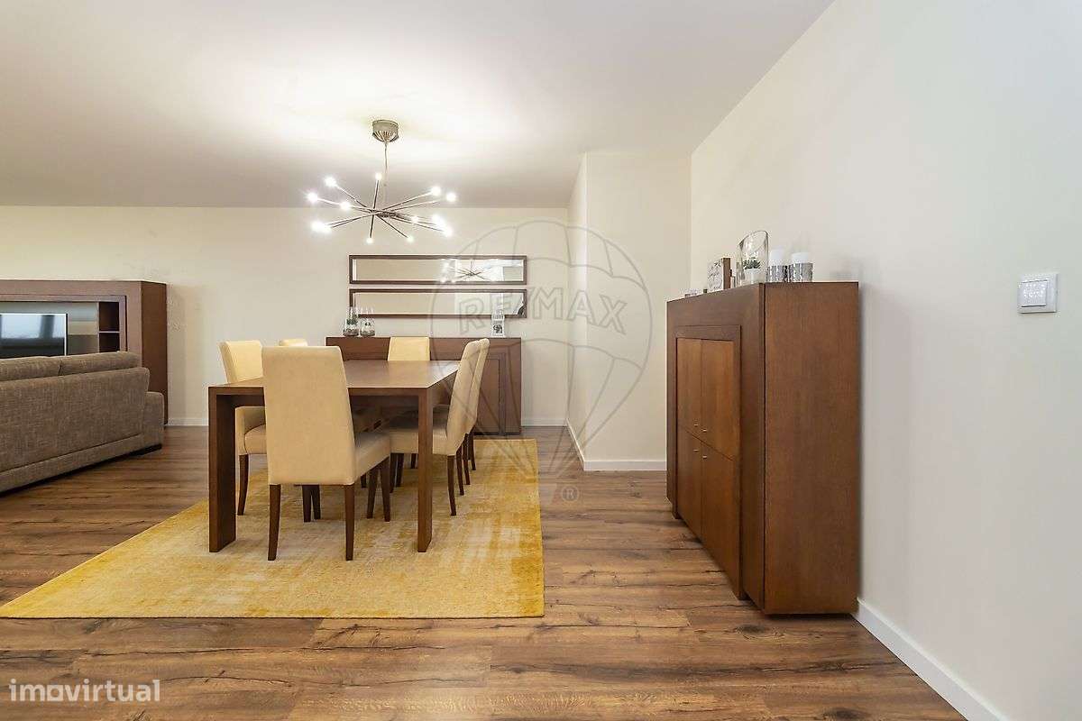 Apartamento T3 no Montijo, com parqueamento e arrecadação-27