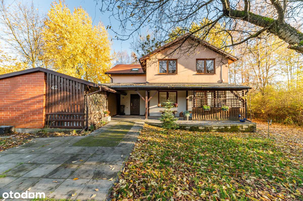 REZERWACJA Piętrowy dom szuka właściciela!-dobrze zlokalizowany-0