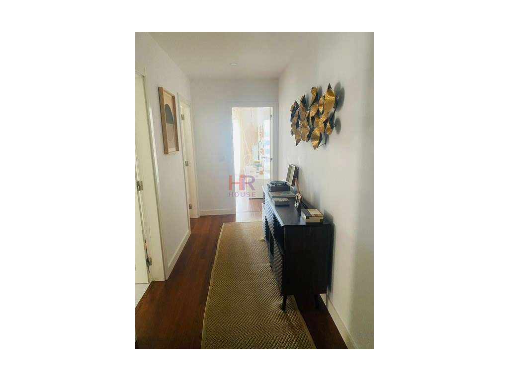 Apartamento T3 em Condomínio Fechado com Garagem e Jardim em Santo ...-12