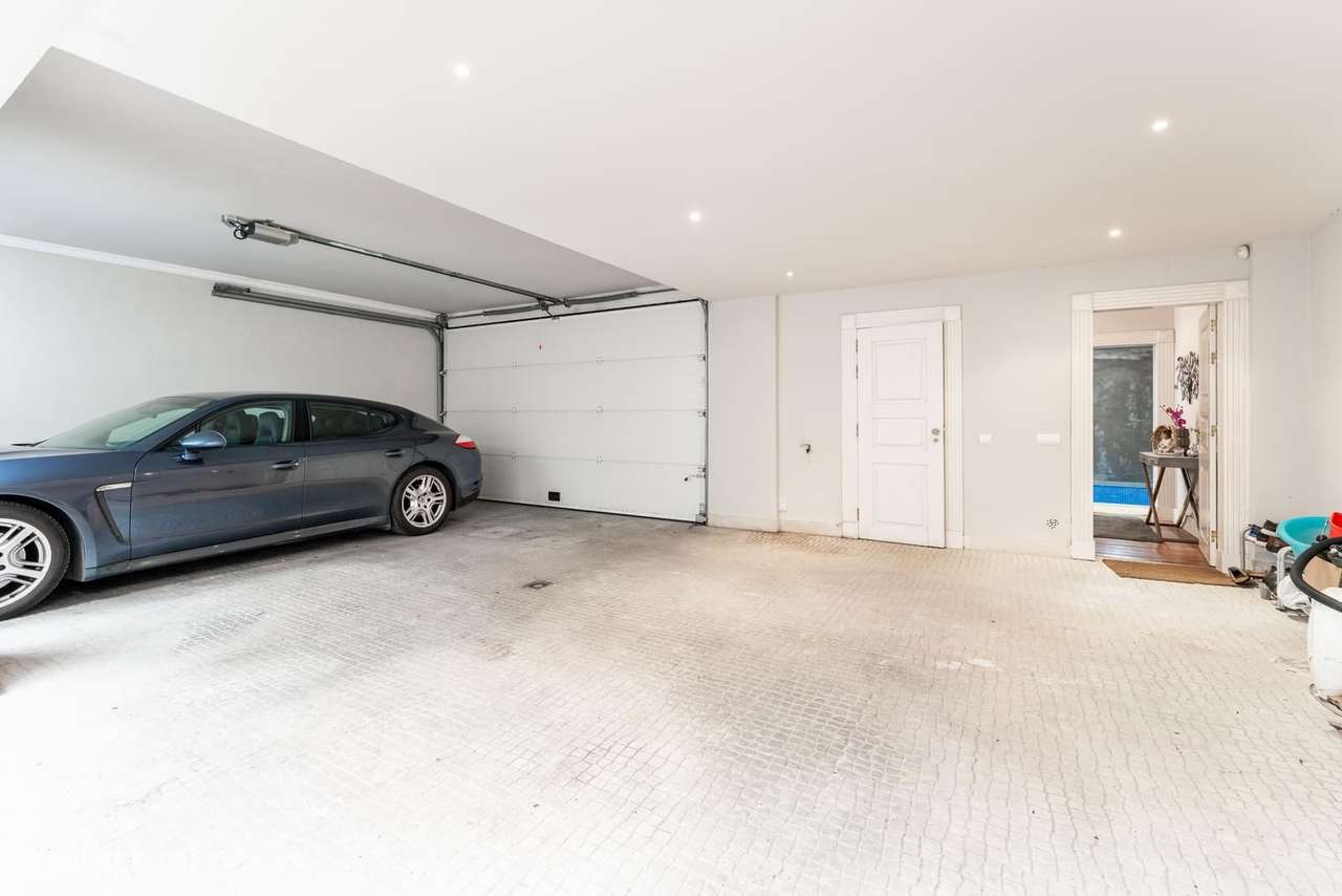 Moradia T4 + 1 com piscina, Pena, Lisboa-36