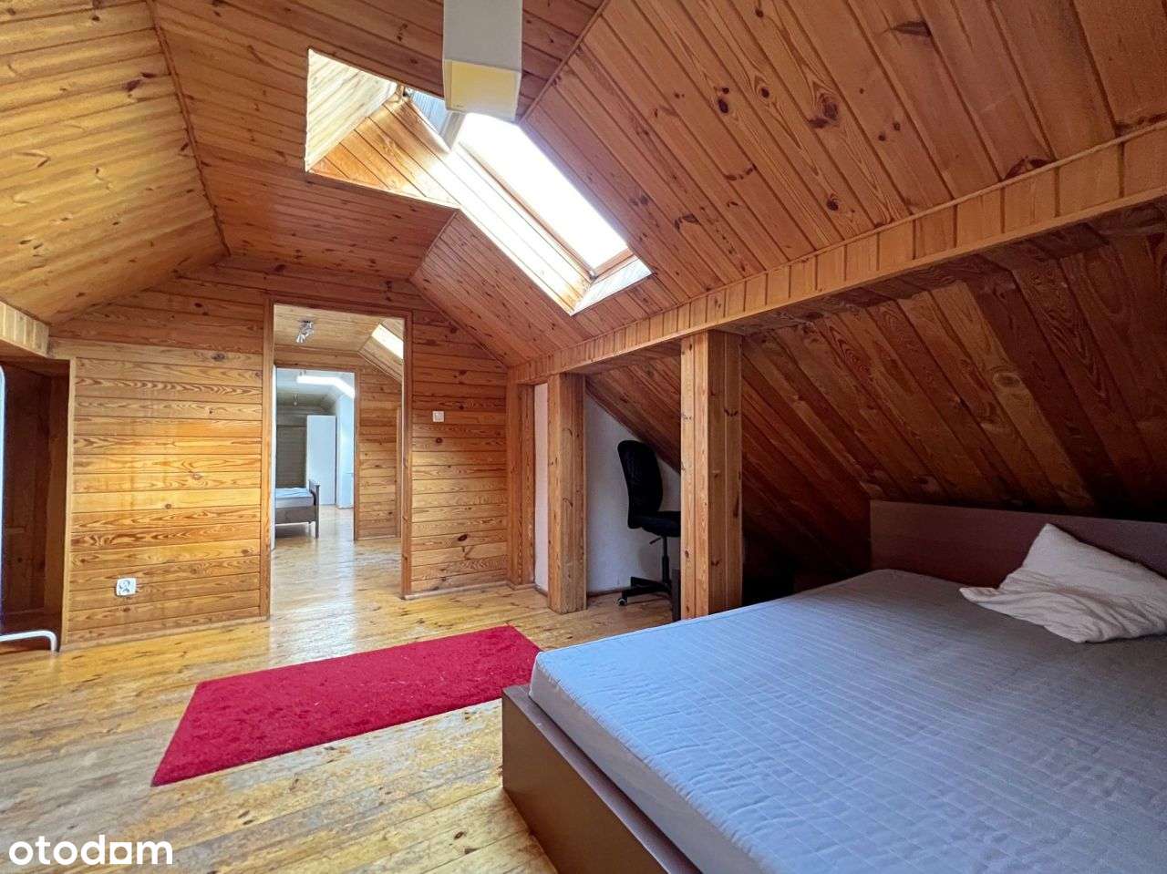 Dwupoziomowe z potencjałem w dobrej lokalizacji-7