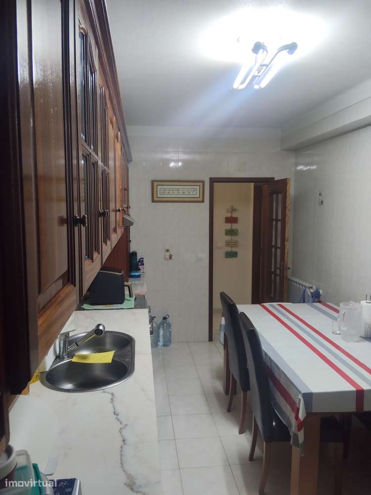 T3 à Venda – Conforto e Excelente Localização - Grande imagem: 5/13