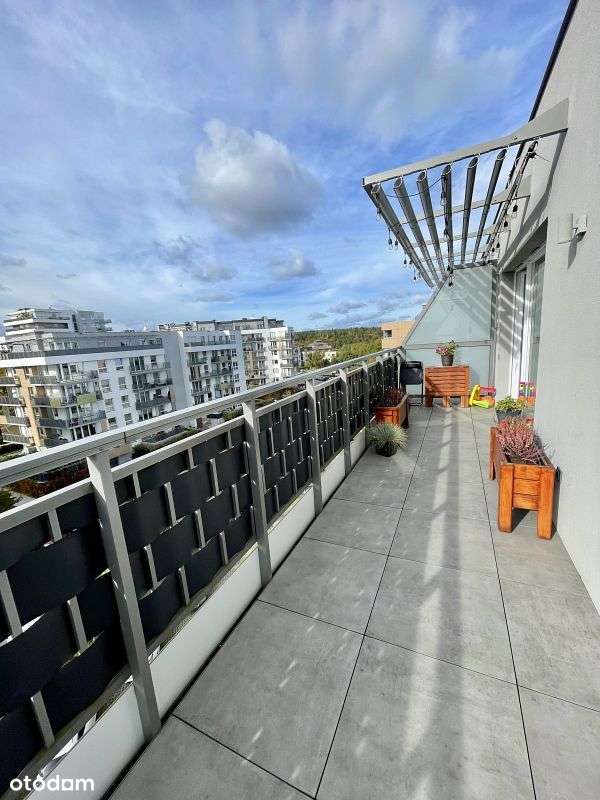 Trzy pokoje, 2 miejsca postojowe, taras, komórka l-18