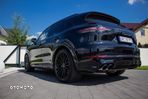 Porsche Cayenne Turbo - 4