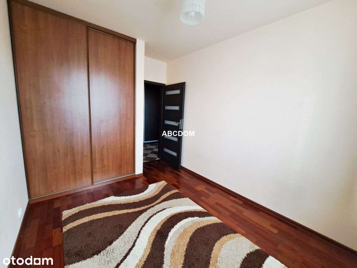 Płaszów - dwa pokoje, jasna kuchnia, 1 piętro-10