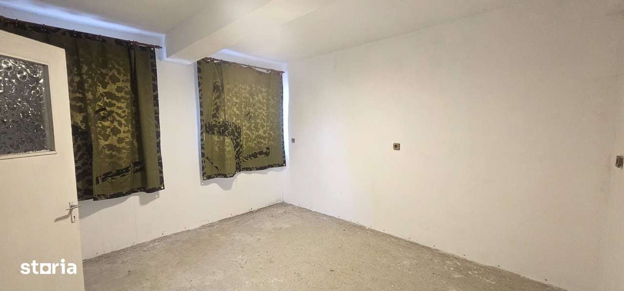 Spatiu comercial / Atelier creatie – 50 mp, parter + etaj – 39.000€ – - Imagine principală: 5/8