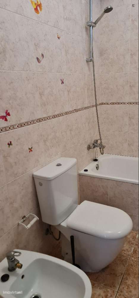 Apartamento com 4 quartos - localizado em Cedofeita Porto - Grande imagem: 4/10