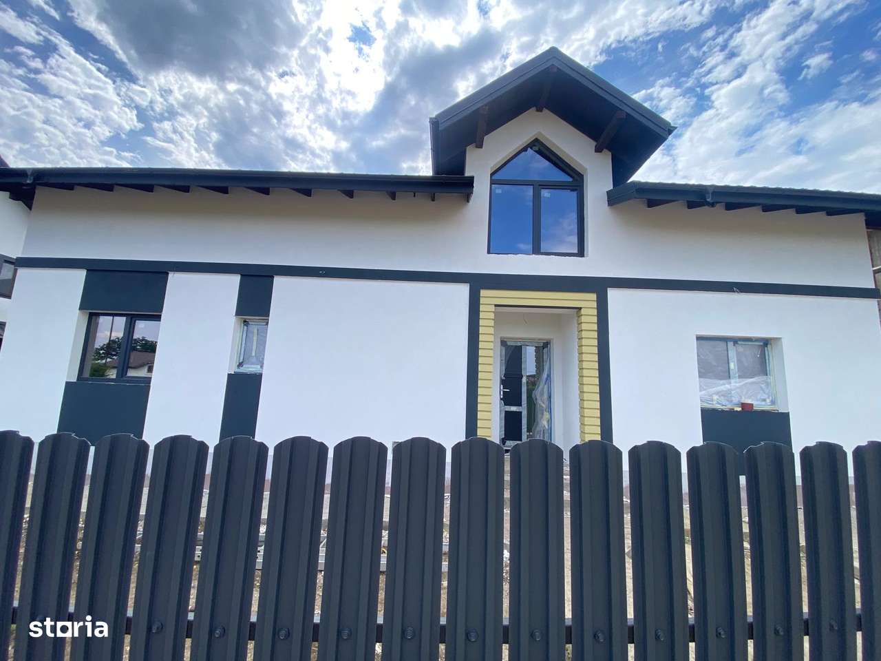 Casa Valea Ursului comuna Miroslava, la padure, CANALIZARE! - Imagine principală: 2/4