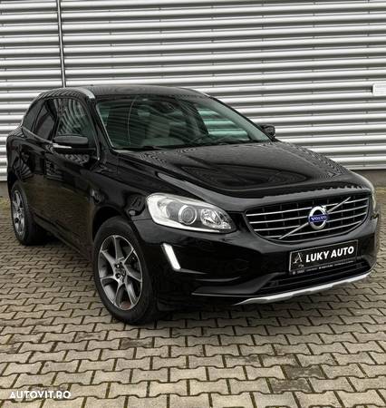 Volvo XC 60 D4 AWD Geartronic Ocean Race - 1