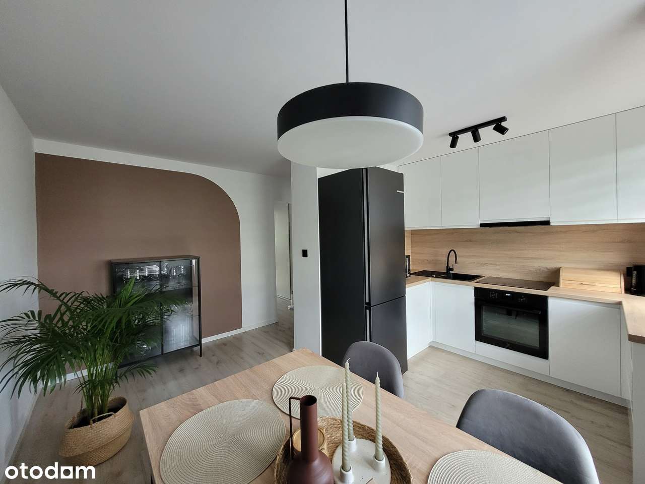 Nowoczesne mieszkanie po remoncie + Pełne wyposażenie - 56 m2 - Pełny obrazek: 1/18