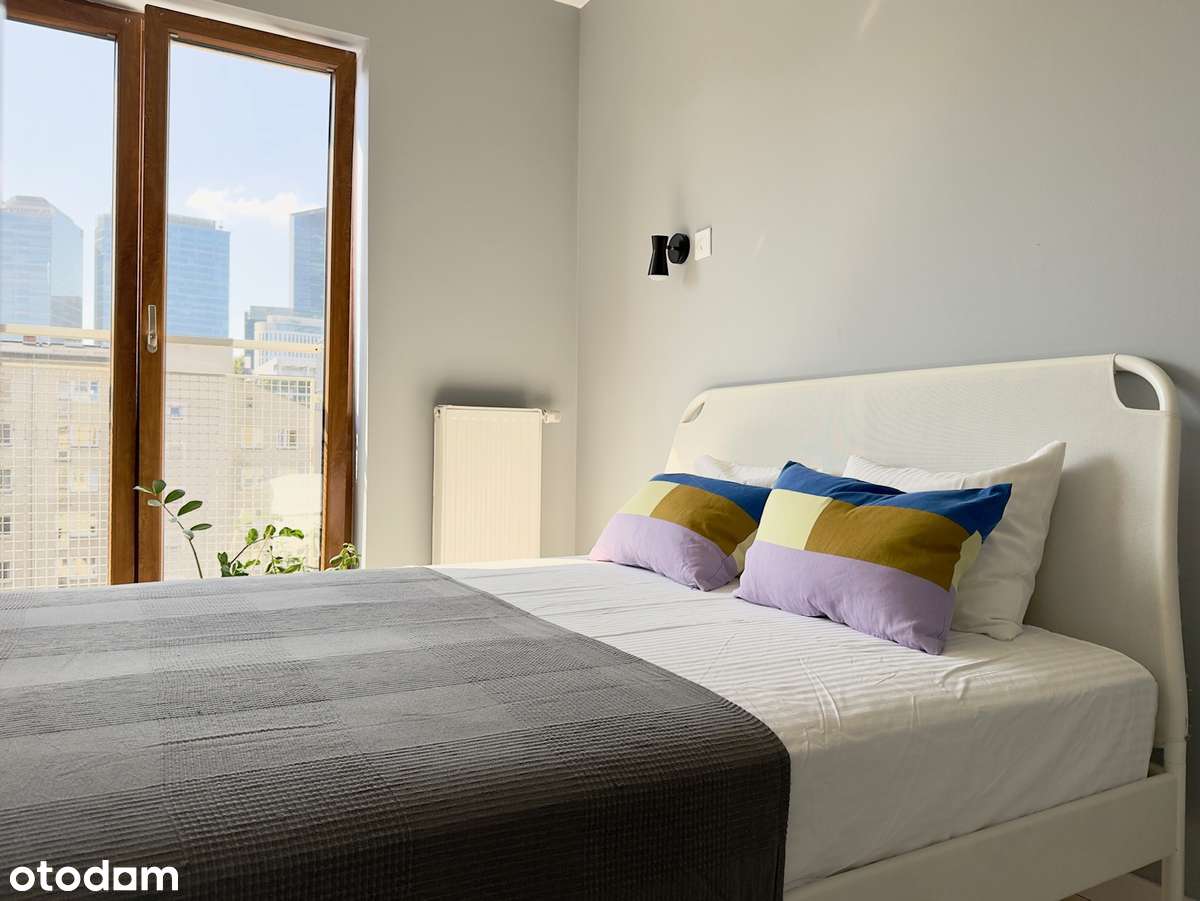 4-pokojowe mieszkanie z wyjątkowym tarasem w Centrum!-12