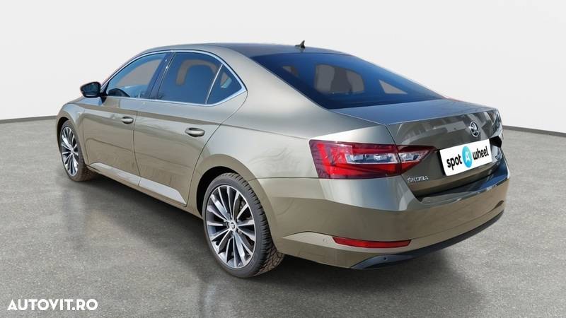 Skoda Superb 2.0 TDI DSG 4X4 Laurin & Klement - 7