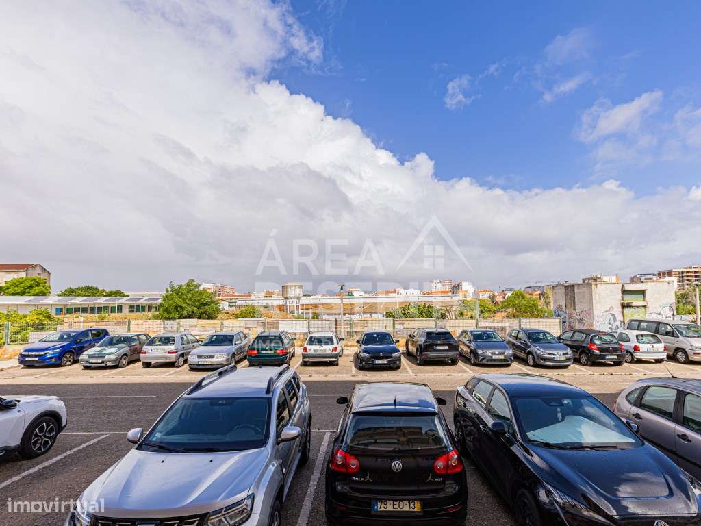 Apartamento T3 no Barreiro | Rés-do-Chão | Excelente Localização-36