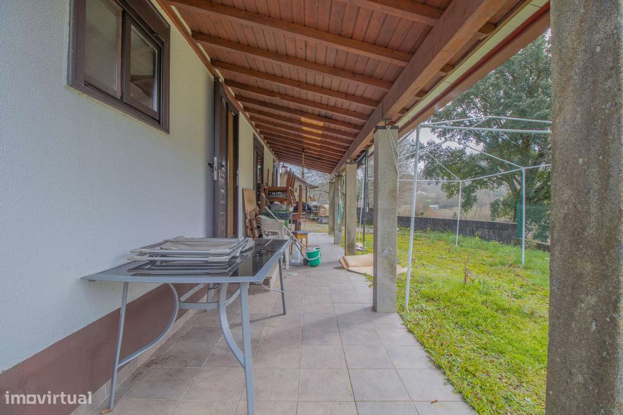 Moradia em Covas - Grande imagem: 5/26
