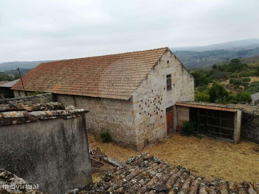 Moradia T4 para venda - Grande imagem: 4/13