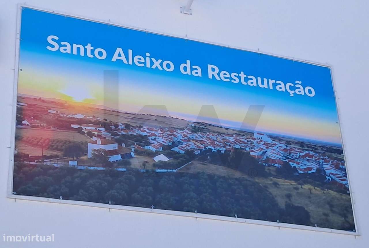 Oportunidade de Investimento | Moradia T2 para Reabilitação em Santo A-50