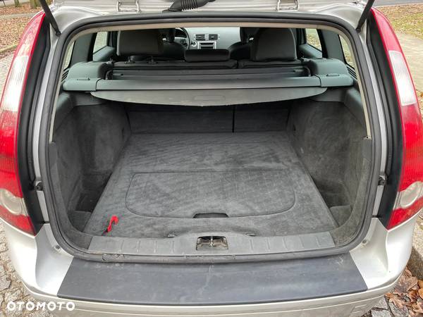 Volvo V50 2.0D - 12