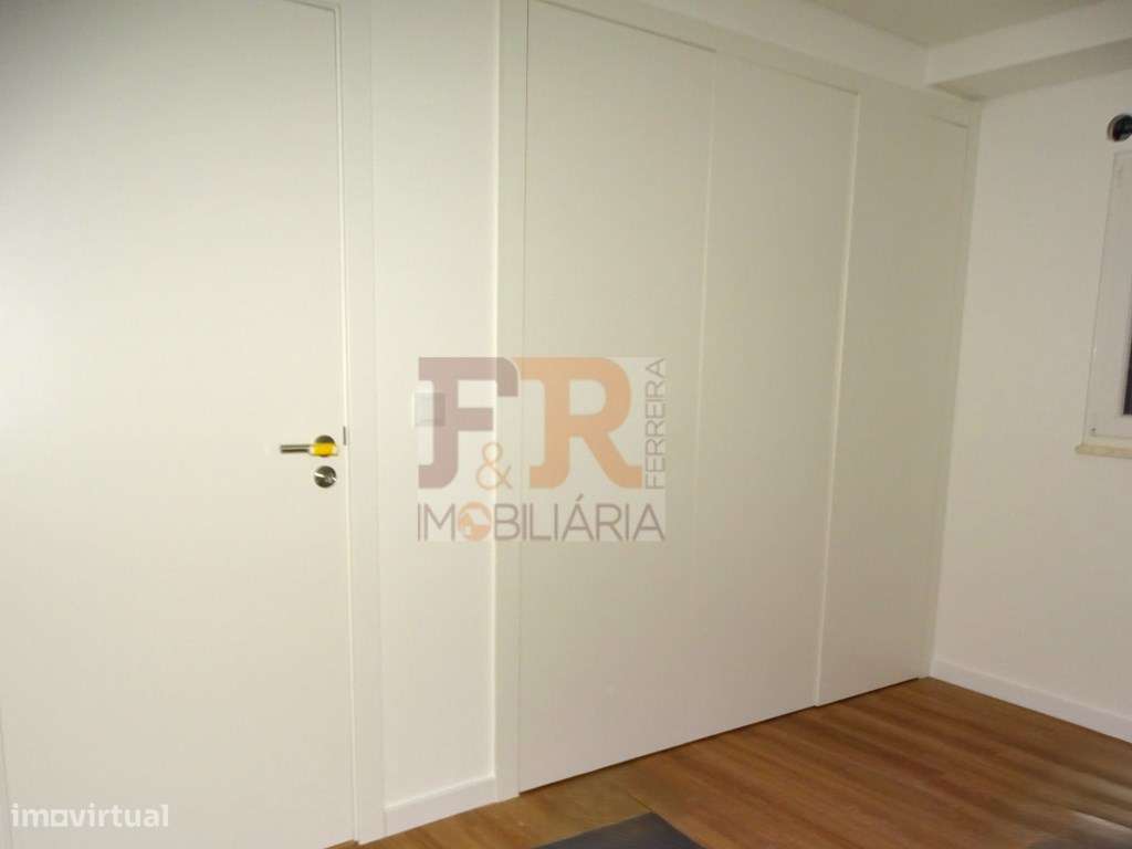 Moradias Geminada DuplexT3 com Pérgola. Pinhal do General. Fernão F...-50