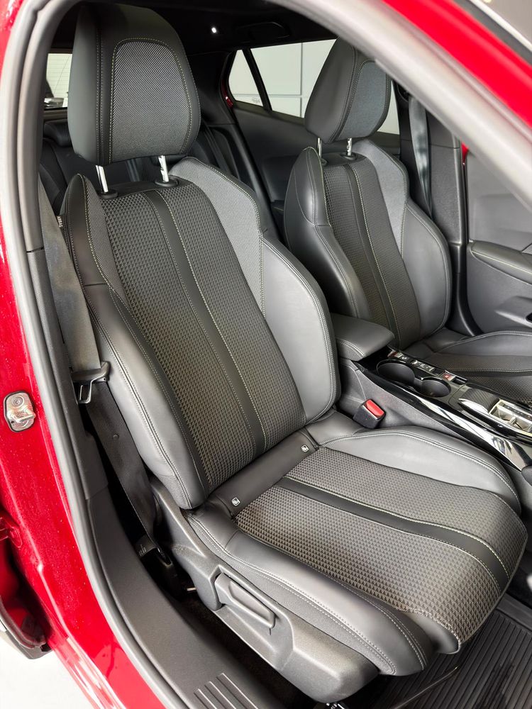 Peugeot 2008 1.2 PureTech GT Pack S&amp;S EAT8 Salon Polska