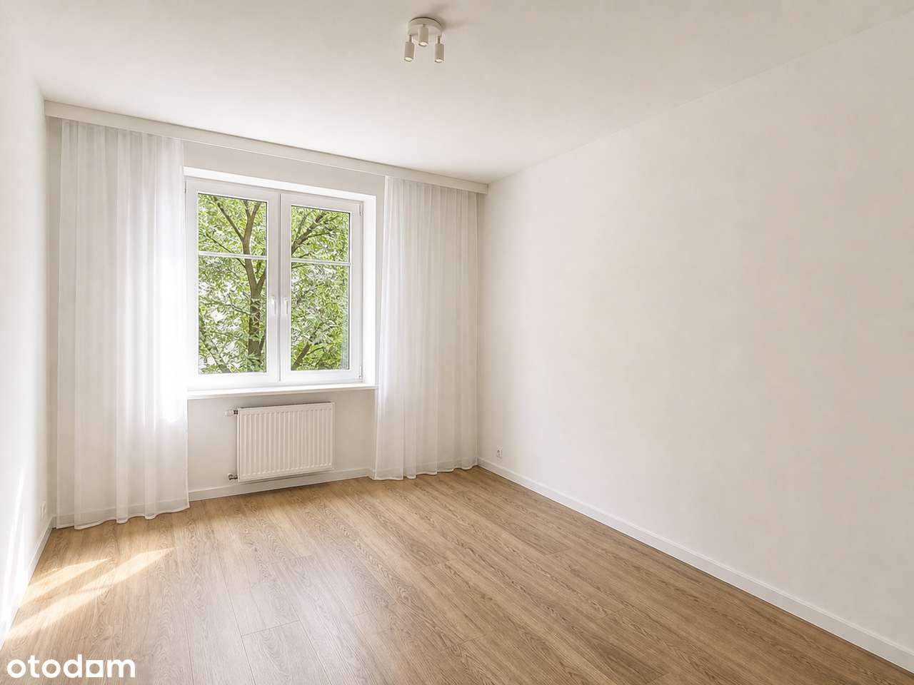 Elegancki apartament w cichej przedwojennej kamienicy | do wejścia-13