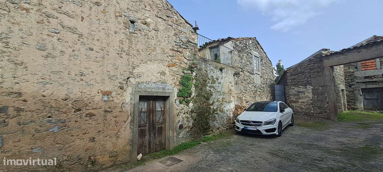 Moradia para restaurar em Sendim - Grande imagem: 5/29