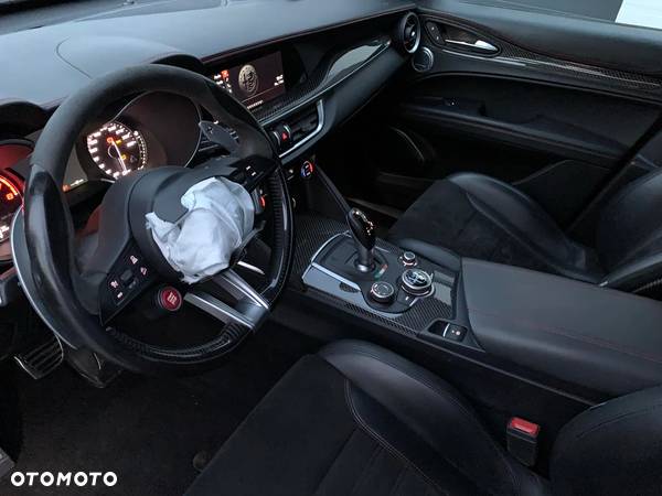 Alfa Romeo Stelvio 2.9 V6 Bi-Turbo Quadrifoglio Q4 - 15