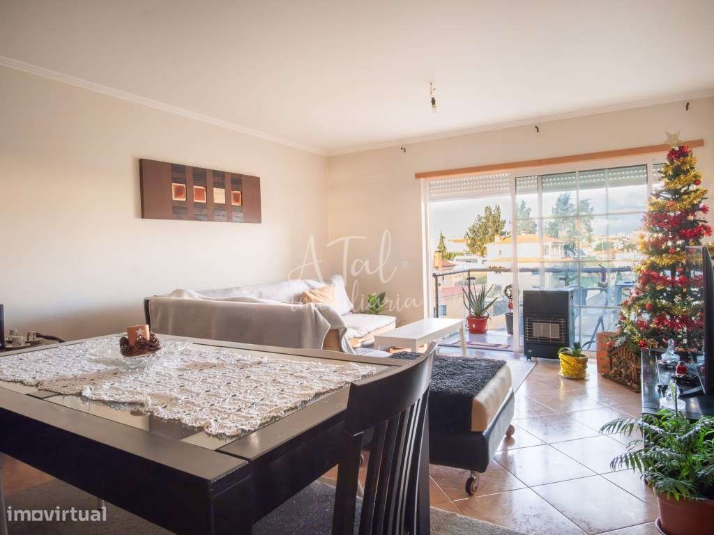 Apartamento T2 duplex, em urbanização central da cidade do Cartaxo - Grande imagem: 5/30