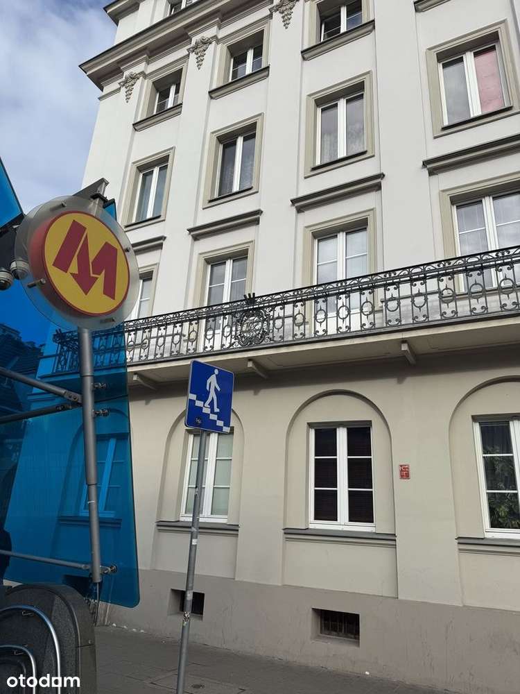 Stara Praga*w kamienicy * tuż przy Metrze - Pełny obrazek: 2/13