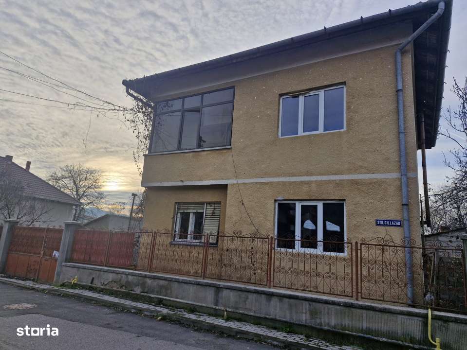 Imobil regim de inaltime p+1, constructie 1986, Cugir - Imagine principală: 2/4